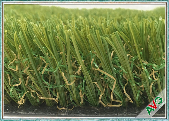 Çin Bahçe / Konut için Alan Yeşil V Şekilli Bahçe Suni Çim 35 mm Yükseklik Tedarikçi