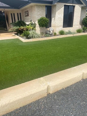 50 MM suni çim halı bahçe peyzaj çim için sentetik çim Tedarikçi
